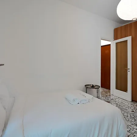 Xenia - Stylish Navigli * 밀라노